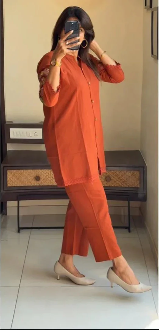 Cotton Rust Embroidered Kurti With Pant - Image 3