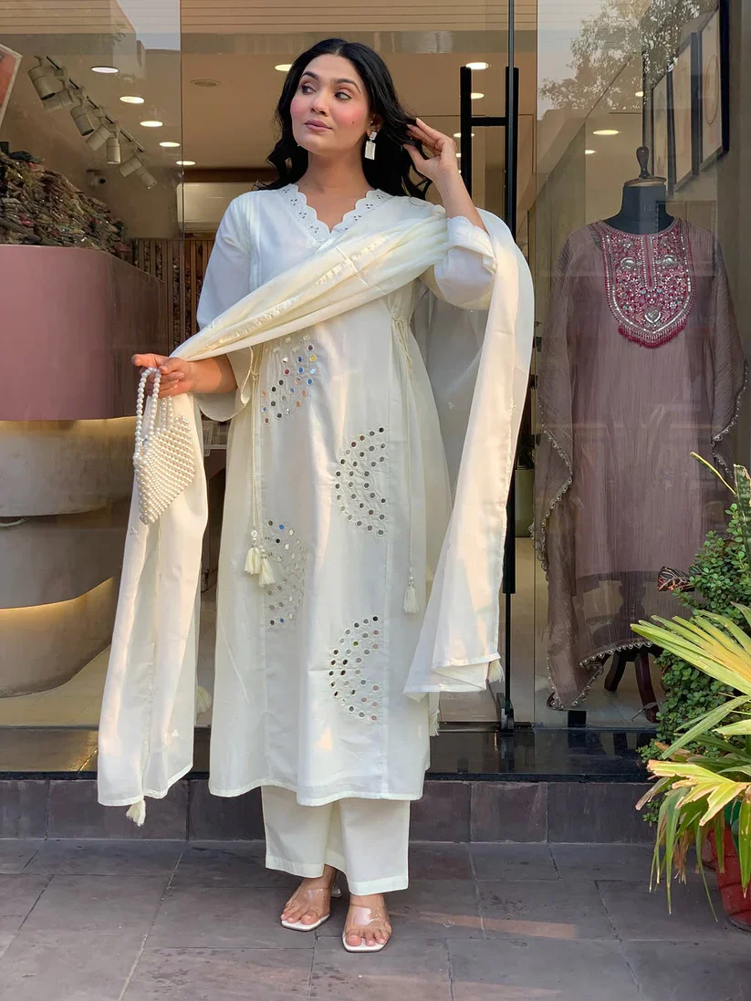 Mirror Work Elegant Ethnic Wear for Women - Image 4